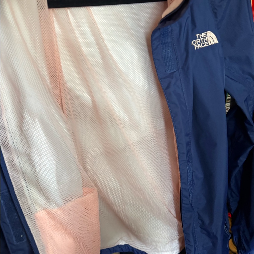 The North Face Violet Jacket with Light Pink Interior - Picture 8 of 8